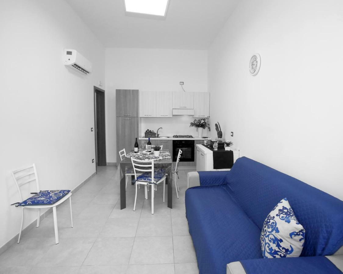 La Casa Di Cristina Apartment อาโวลา ภายนอก รูปภาพ