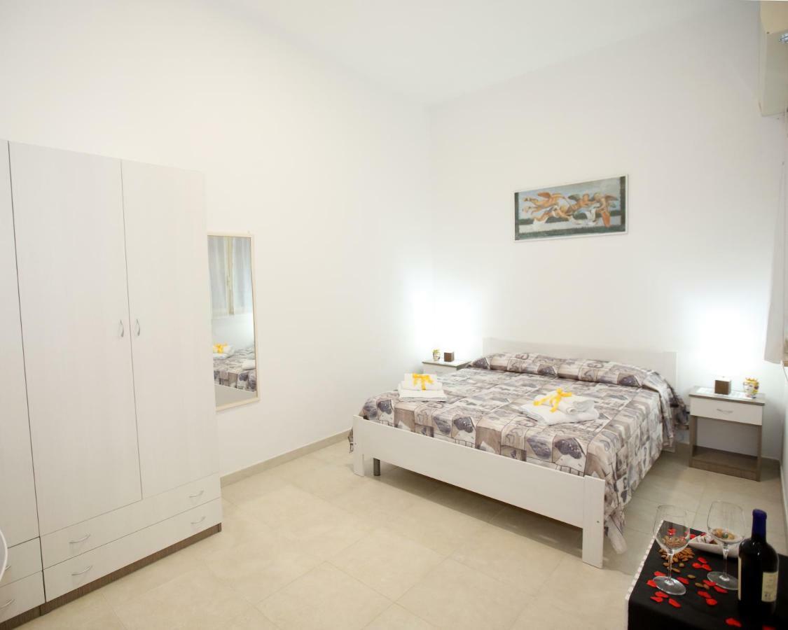 La Casa Di Cristina Apartment อาโวลา ภายนอก รูปภาพ
