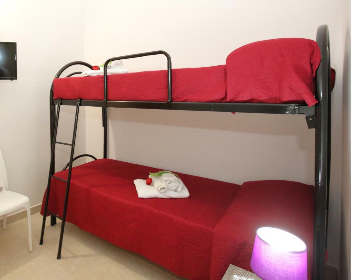 La Casa Di Cristina Apartment อาโวลา ภายนอก รูปภาพ